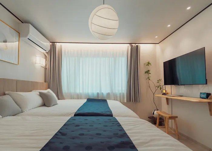 아파트 Airport Bus 2 Minutes Arex 4 Minutes Gondeok Station Hongdae Station 24-hour Check-in *